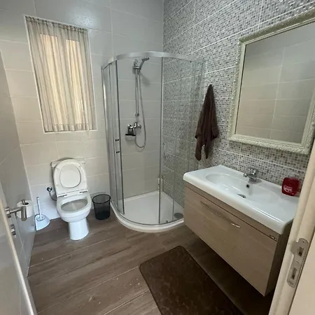 Modern Apartmán *